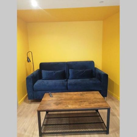 Pont-de-lʼIsère Charmant Appartement Avec Terrasse מראה חיצוני תמונה