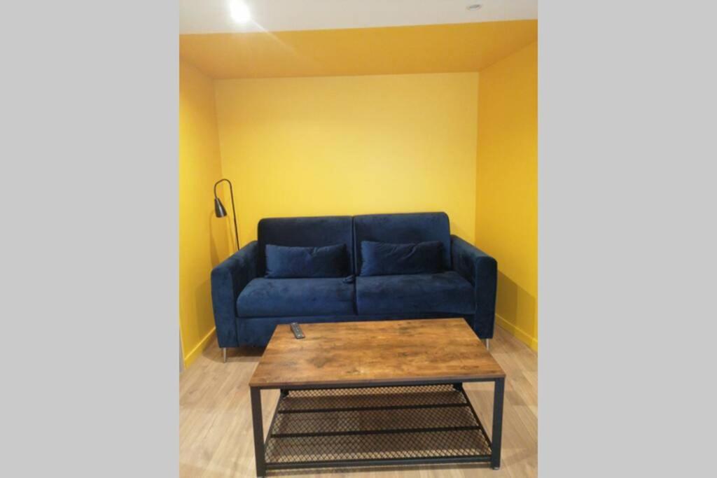 Pont-de-lʼIsère Charmant Appartement Avec Terrasse מראה חיצוני תמונה