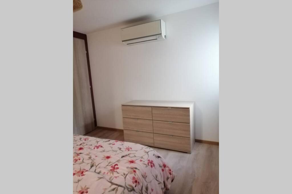 Pont-de-lʼIsère Charmant Appartement Avec Terrasse מראה חיצוני תמונה